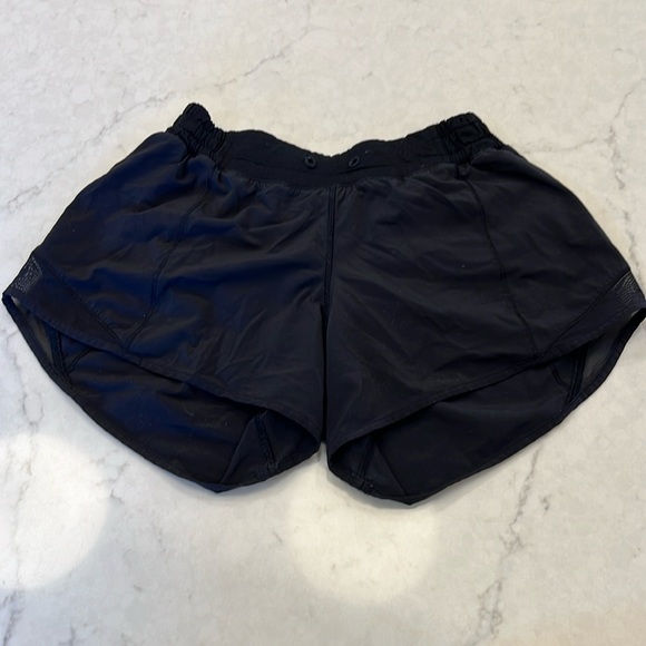lululemon athletica Pants - Lululemon shorts size 4